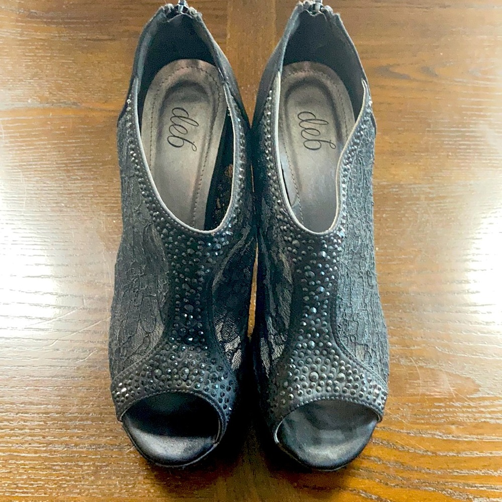 Peep toe heels
